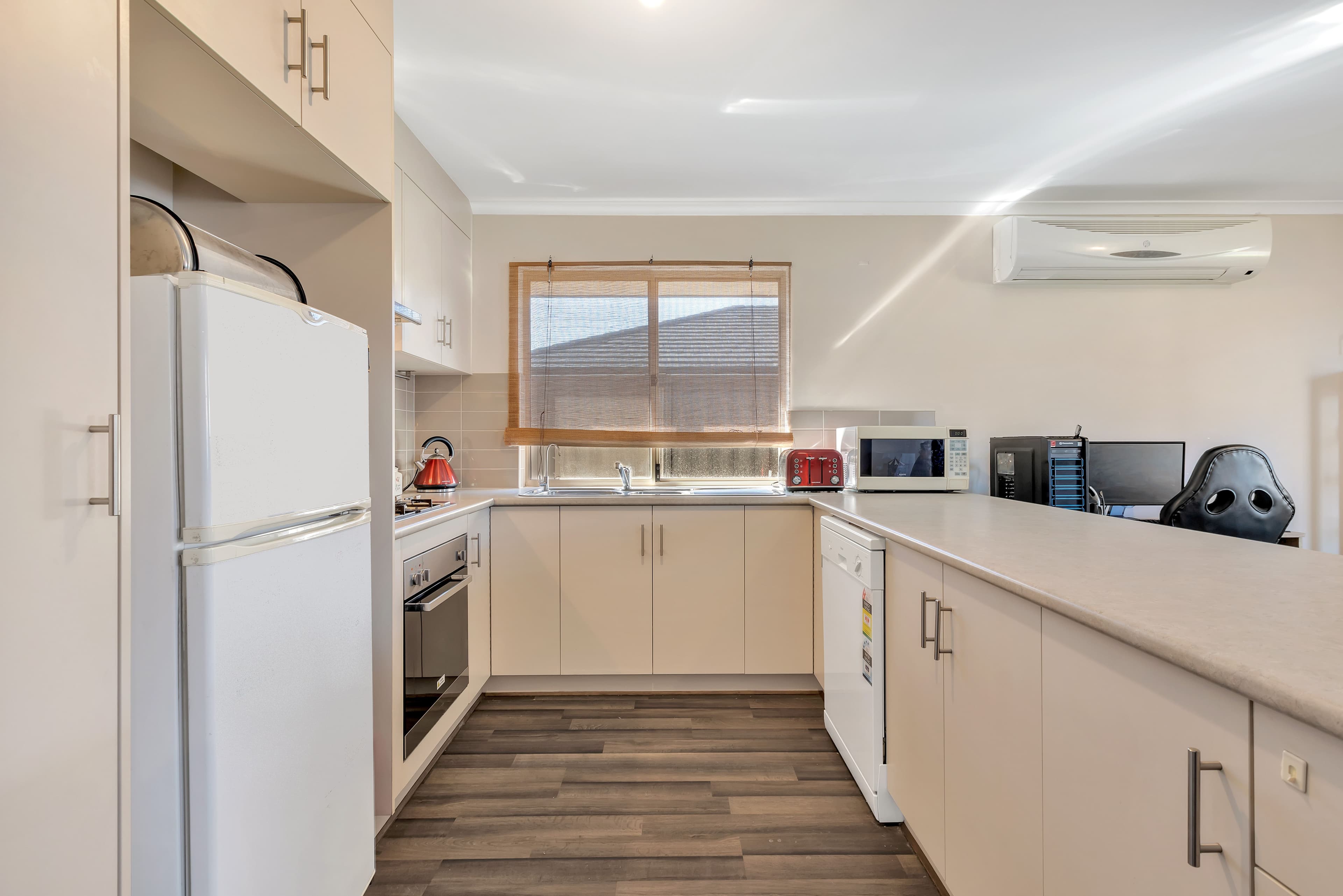 8 Rosella Drive, Penfield SA 5121, Penfield - Thumbnail 2