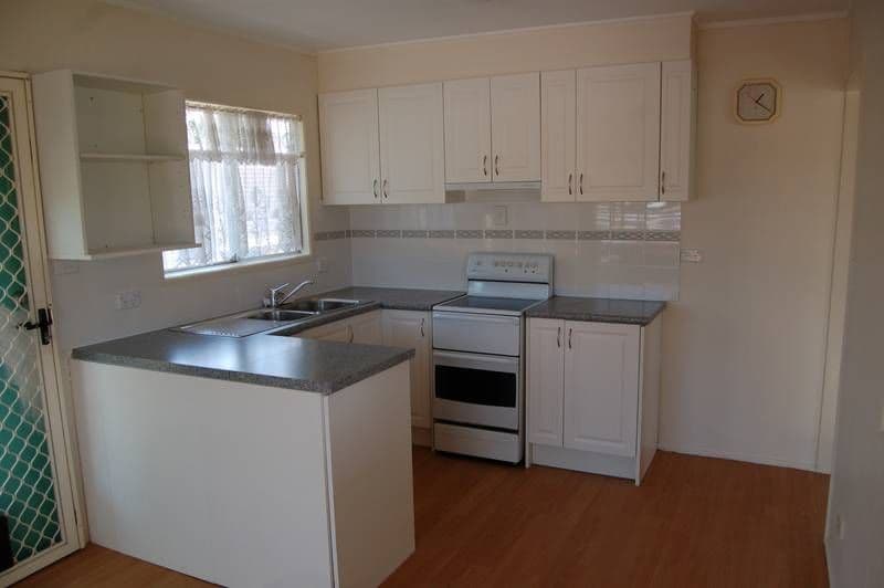 6 Dorothy Street, STRATHPINE QLD 4500, Strathpine - Thumbnail 4