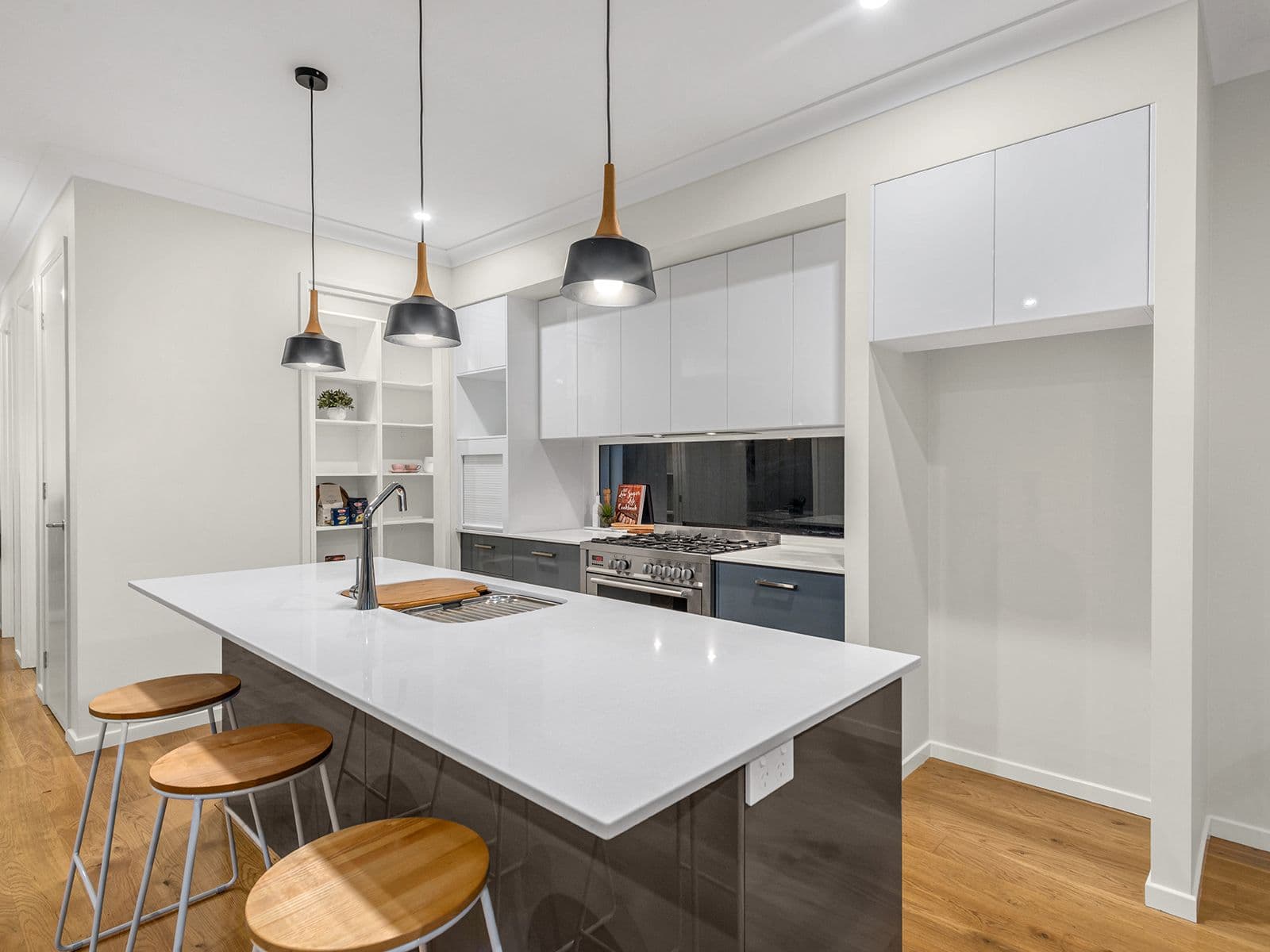 56 Grenade Street, Cannon Hill QLD 4170, Cannon Hill - Thumbnail 5