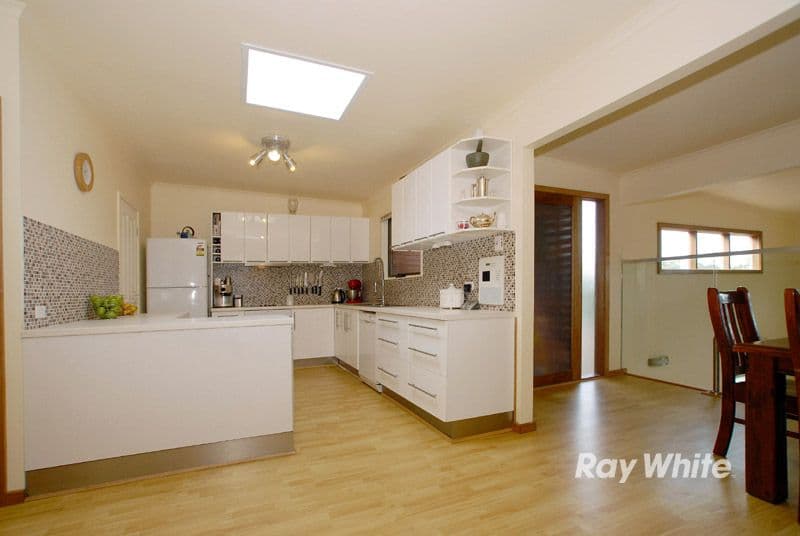 8 Sandpiper Close, BLIND BIGHT VIC 3980, Blind Bight - Thumbnail 6