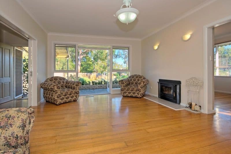 72 Kathryn Road, Knoxfield VIC 3180, Knoxfield - Thumbnail 2