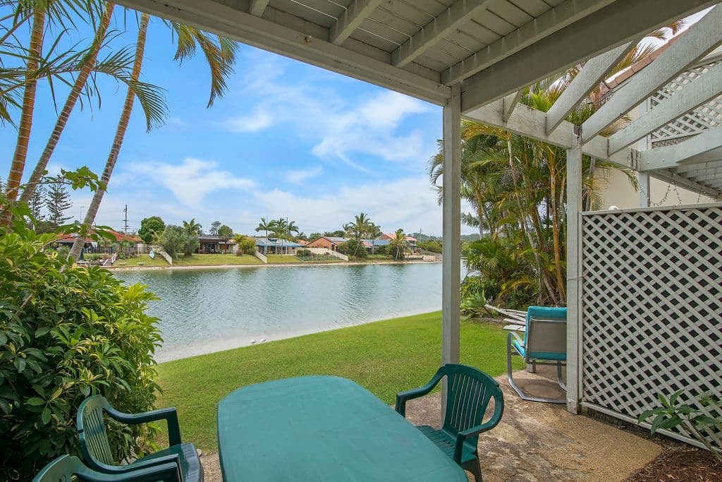 2 Coolgardie Street, Elanora QLD 4221, Elanora - Image 1