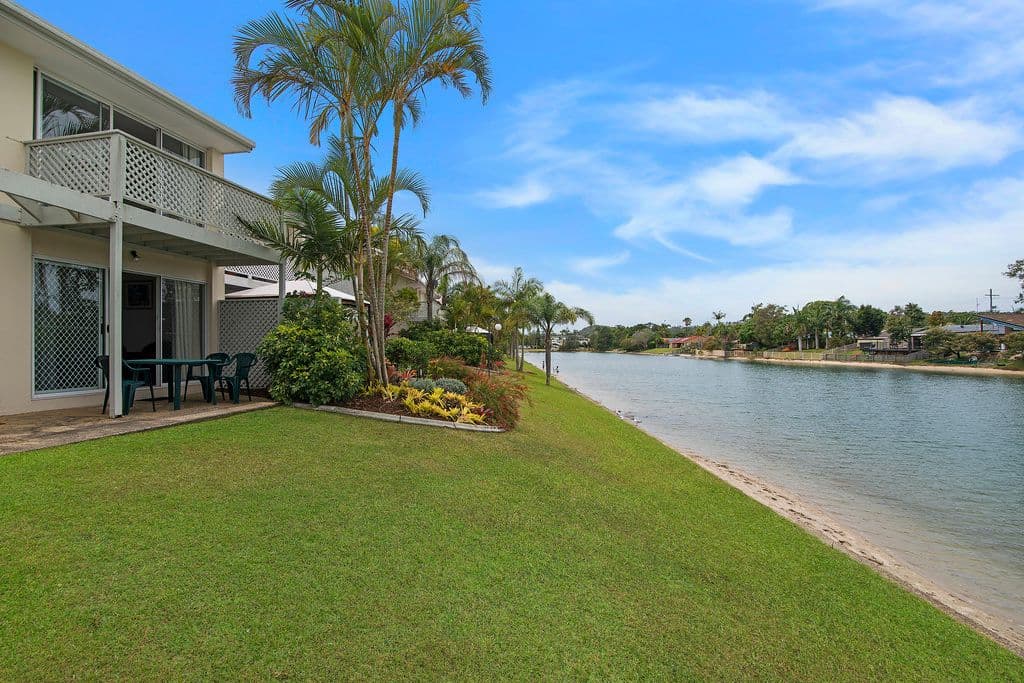 2 Coolgardie Street, Elanora QLD 4221, Elanora - Thumbnail 2