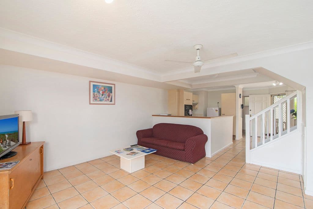 2 Coolgardie Street, Elanora QLD 4221, Elanora - Thumbnail 5