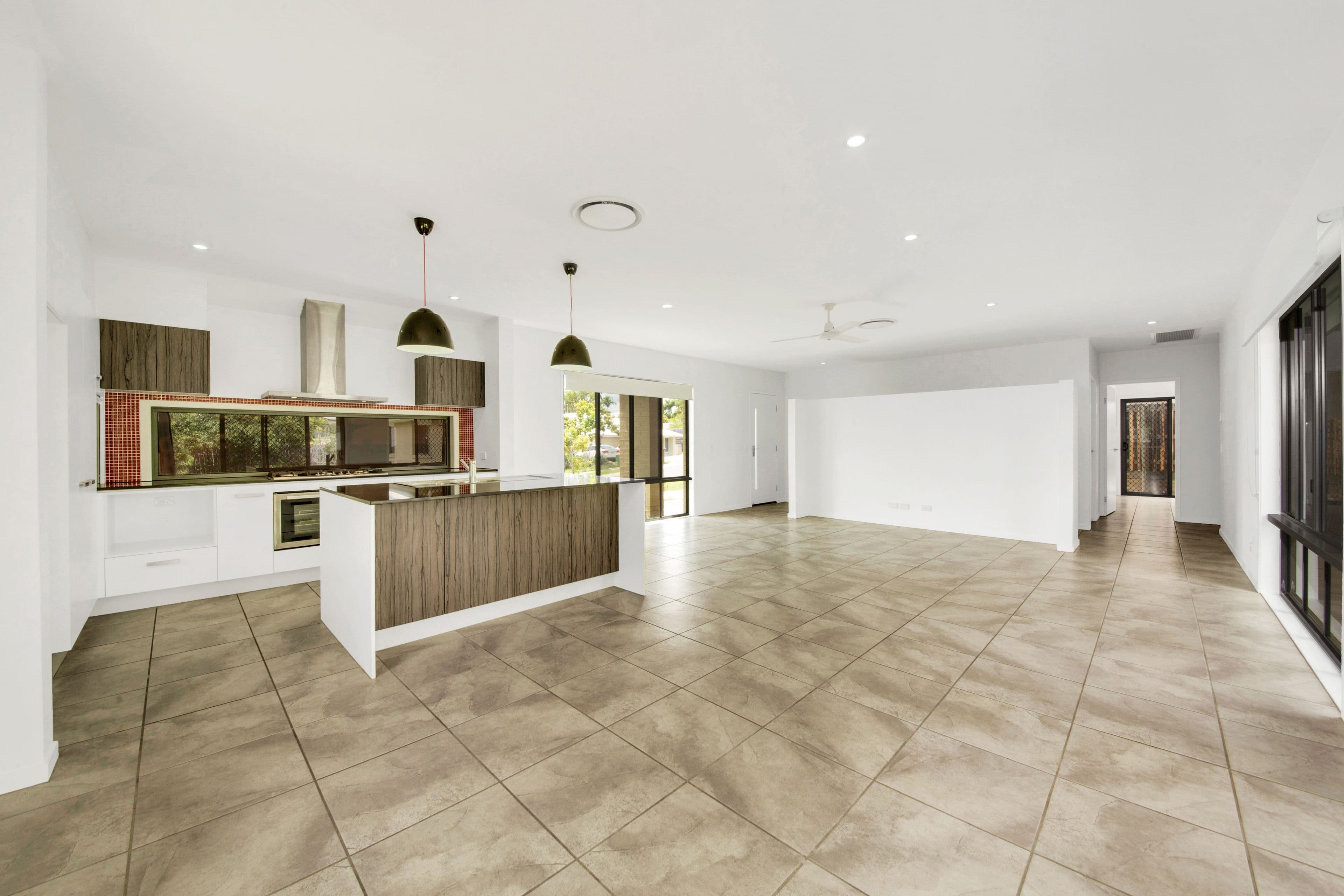 4 Isla Court, New Auckland QLD 4680, New Auckland - Thumbnail 3