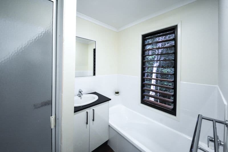 133 Kookaburra Drive, CANNON VALLEY QLD 4800, Cannon Valley - Thumbnail 7
