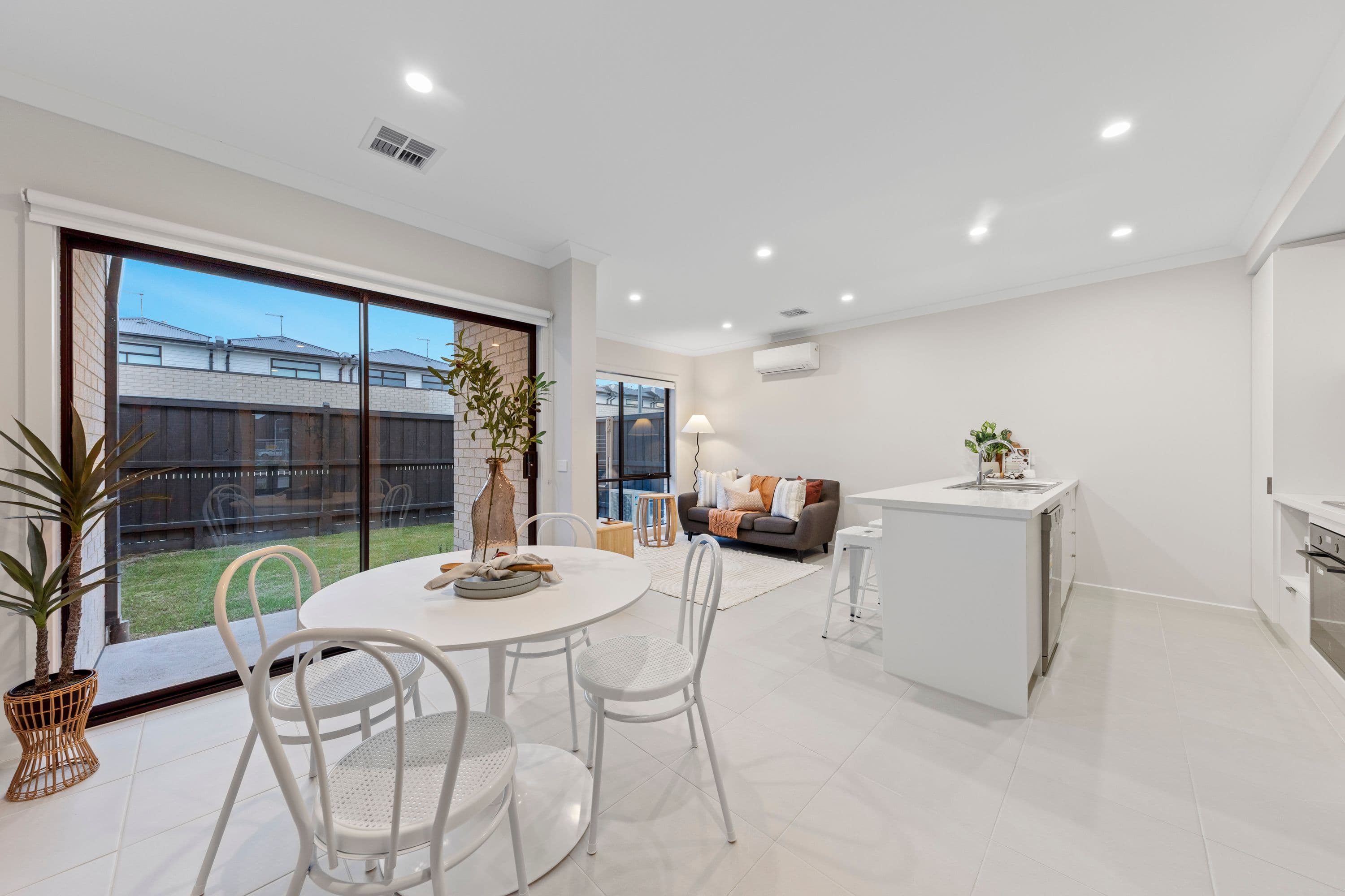 19 Flaxlilly Crescent, Officer VIC 3809, Officer - Thumbnail 4