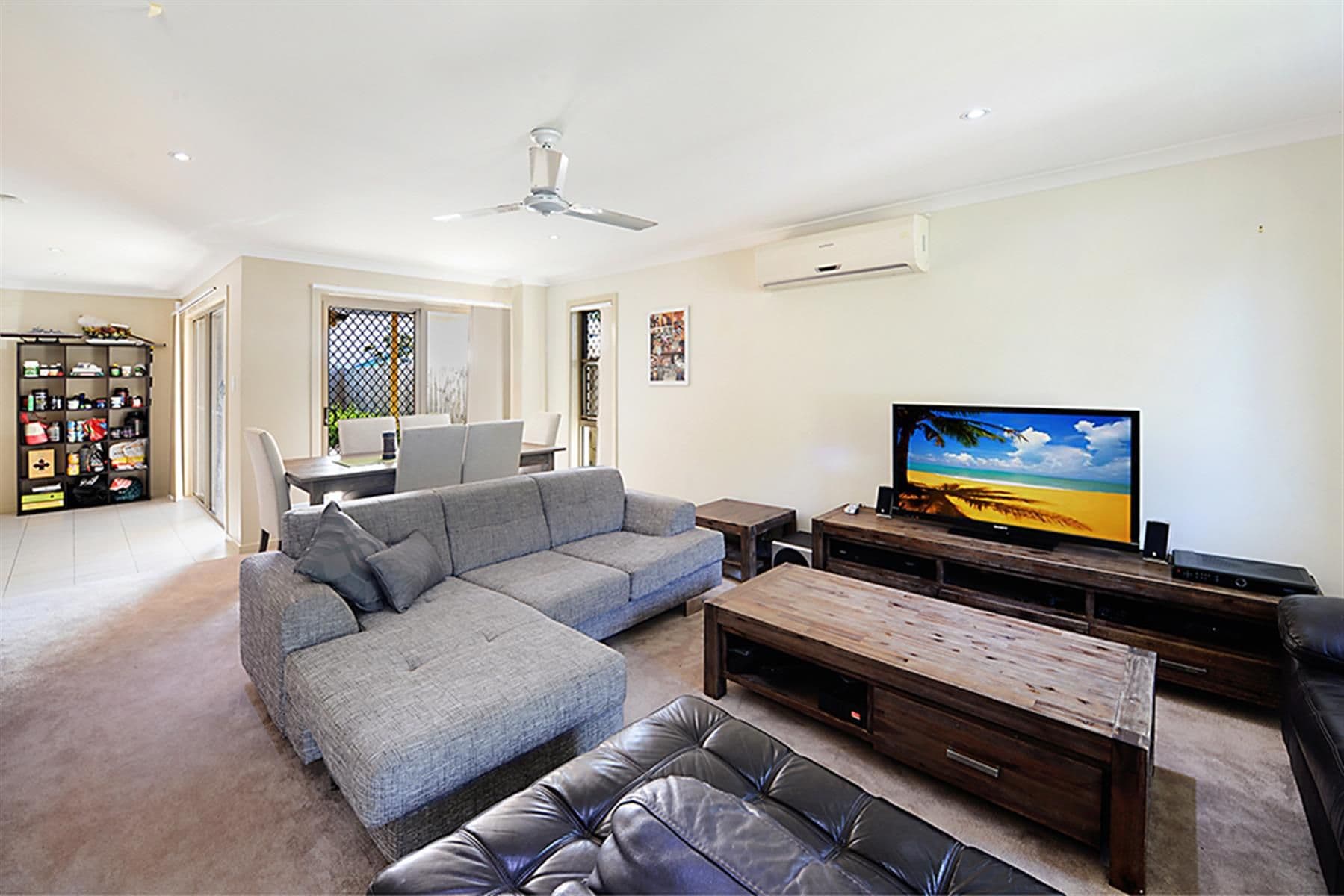 8 Holl Lane, Coomera QLD 4209, Coomera - Thumbnail 2