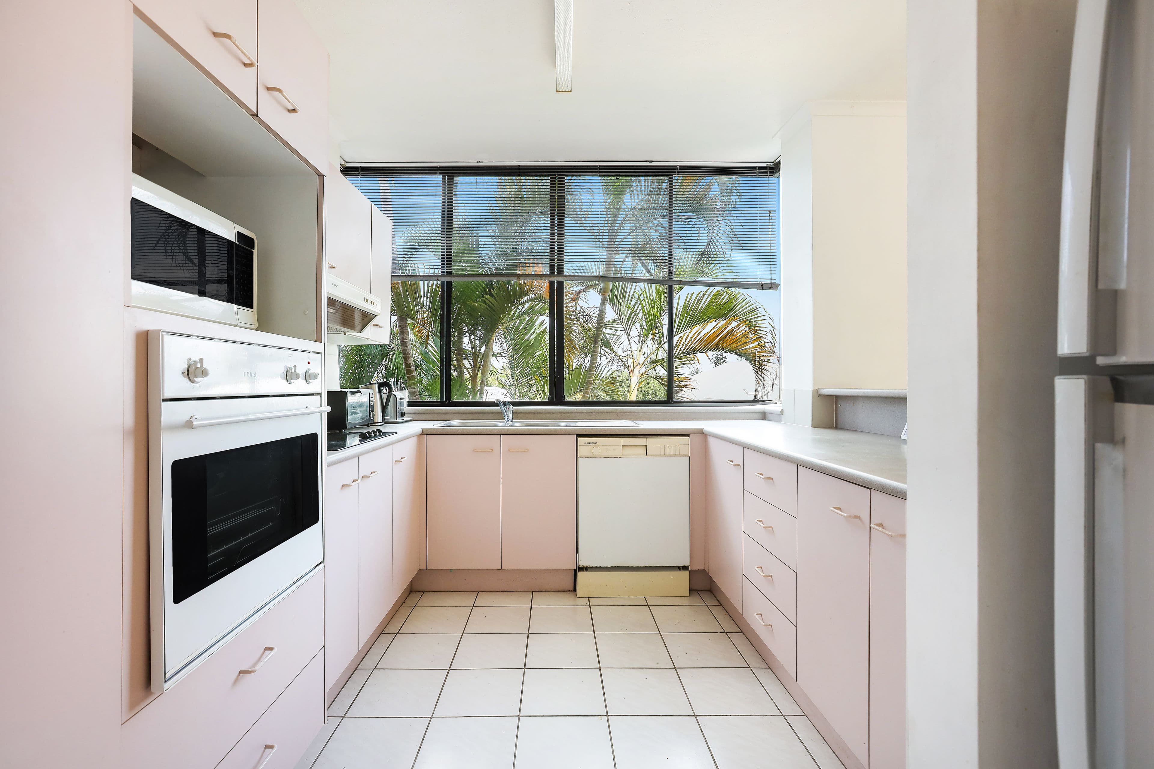 3 Eady Avenue 'Eliza Broadbeach Waters', Broadbeach Waters QLD 4218, Broadbeach Waters - Thumbnail 6