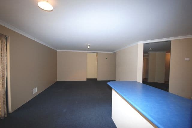 4 Brookeby Heights, LEDA WA 6170, Leda - Thumbnail 8