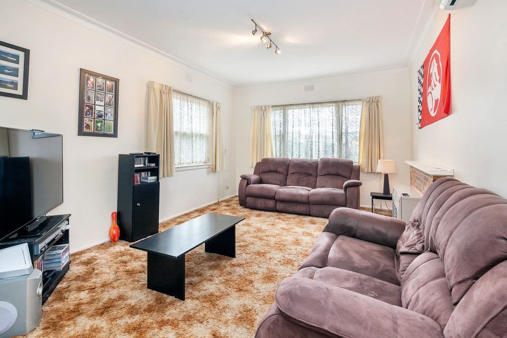 270 Vickers Street, Sebastopol VIC 3356, Sebastopol - Thumbnail 2