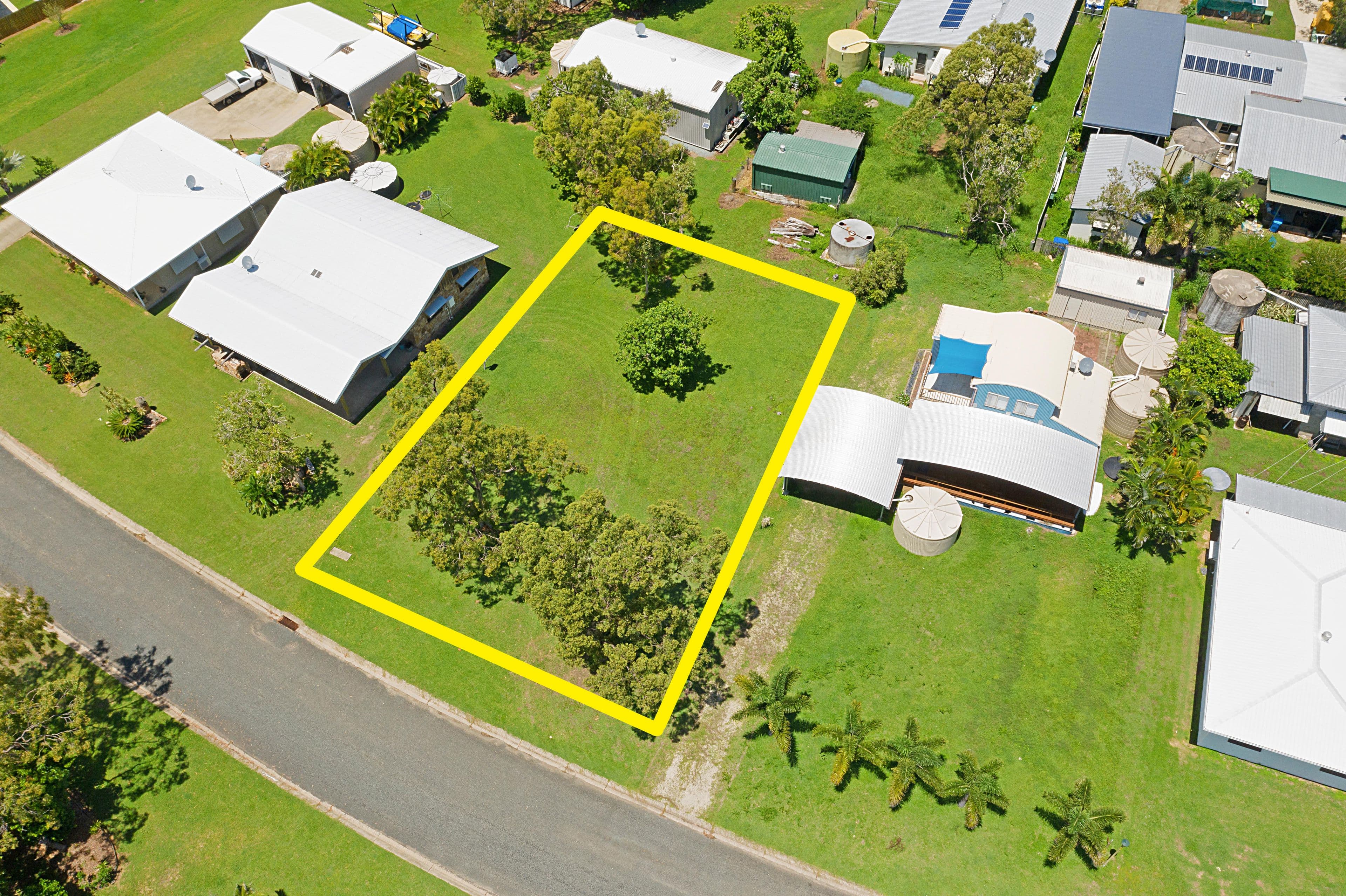 14 Murex Street, Dingo Beach QLD 4800, Dingo Beach - Thumbnail 2