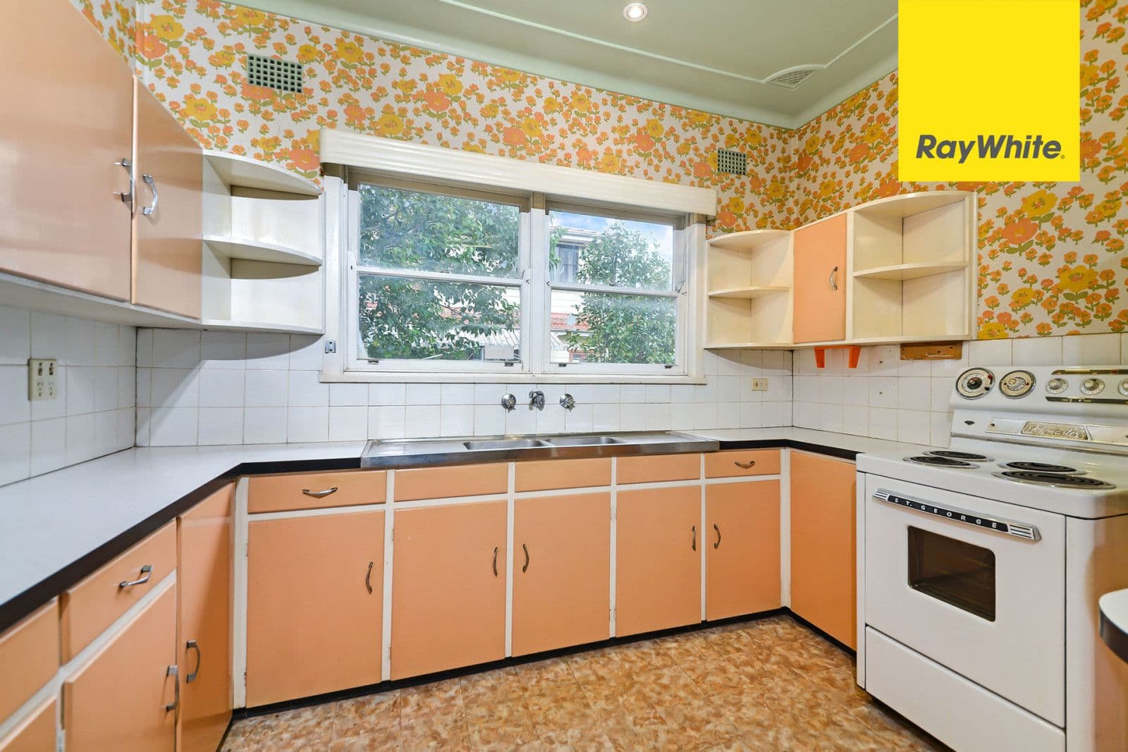 55 Eleanor Street, Rosehill - Thumbnail 3