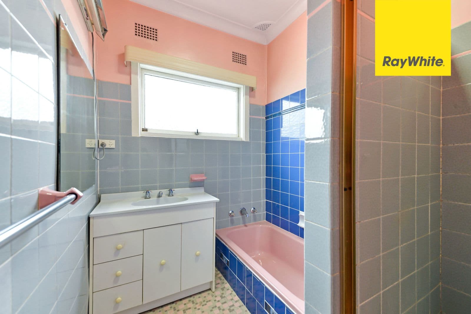 55 Eleanor Street, Rosehill - Thumbnail 5