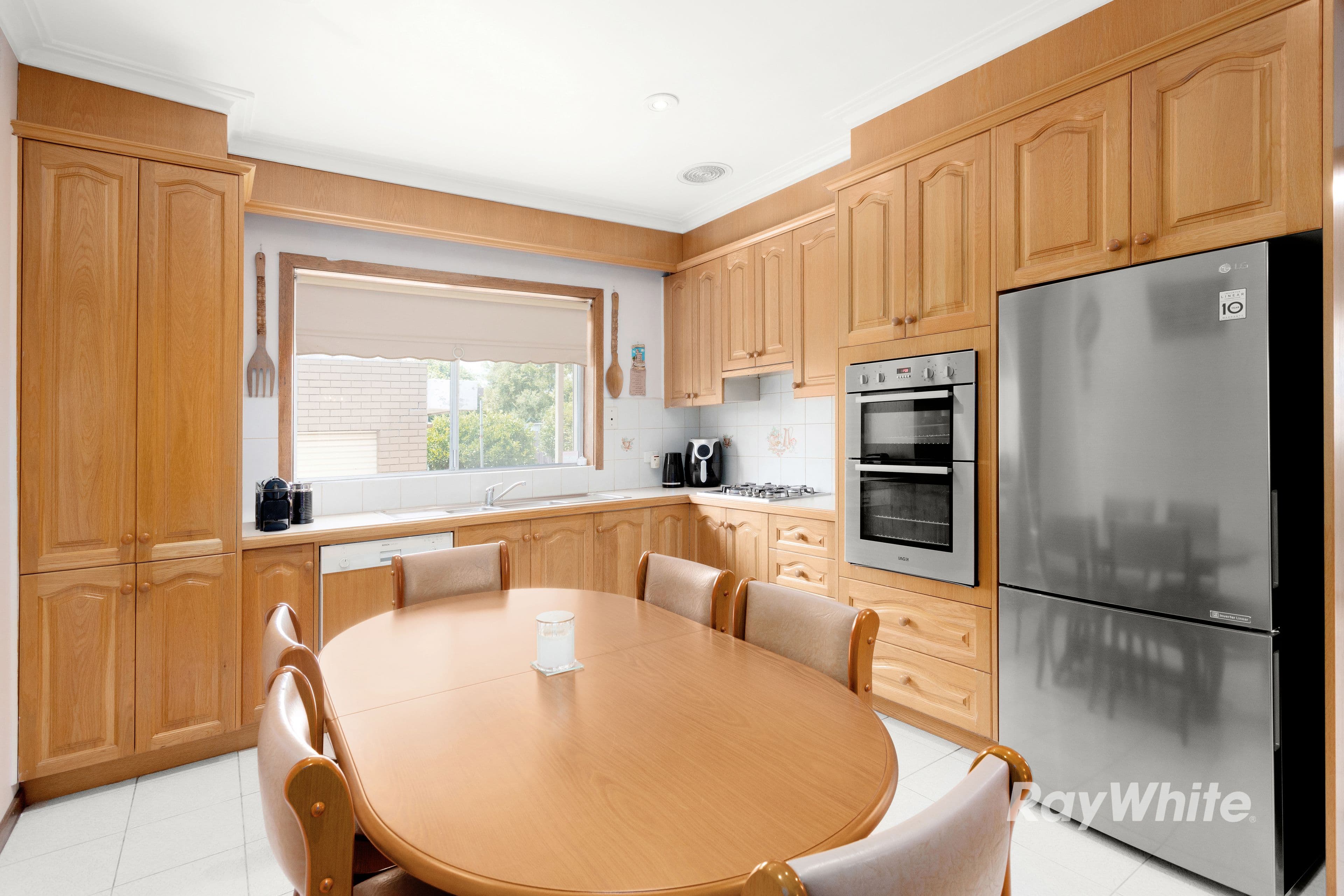 23 Leatherwood Crescent, Wheelers Hill VIC 3150, Wheelers Hill - Thumbnail 5