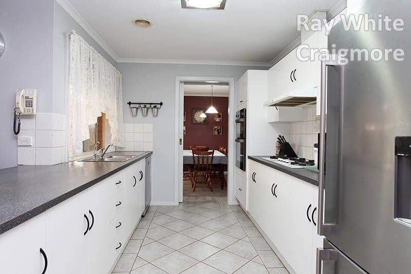 16 Grosvenor Place, Paralowie SA 5108, Paralowie - Thumbnail 2