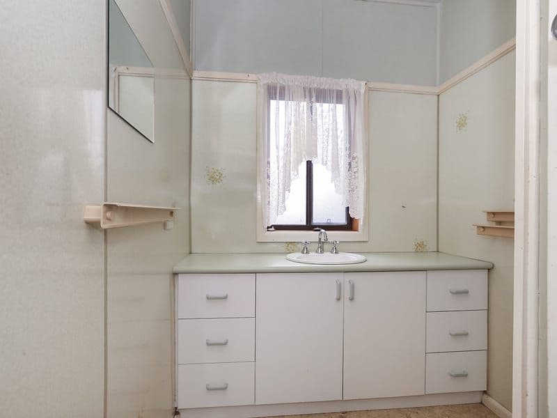19 McAdam Crescent, Colac VIC 3250, Colac - Thumbnail 7