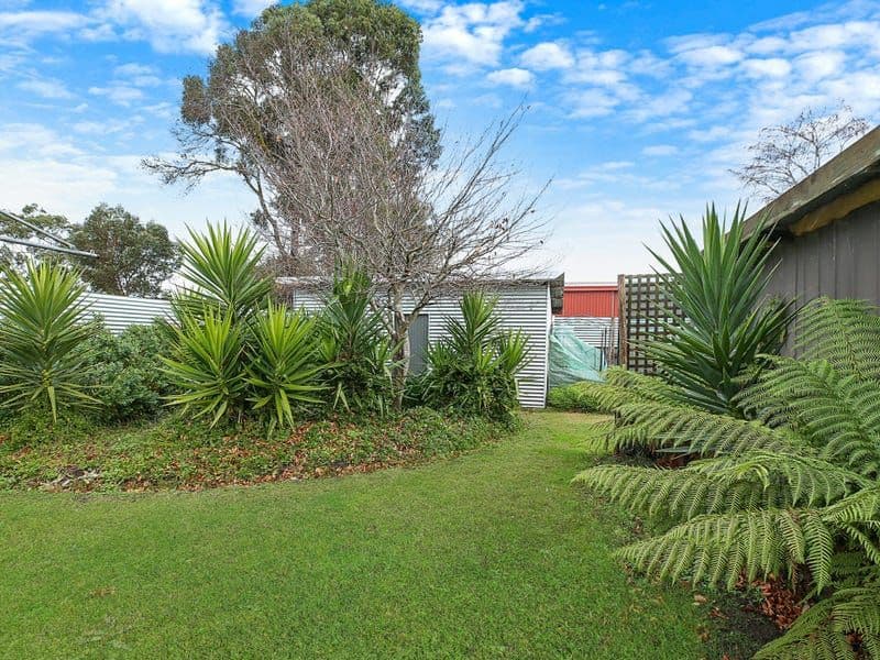 19 McAdam Crescent, Colac VIC 3250, Colac - Thumbnail 8