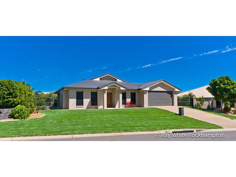 5 Walnut Avenue, NORMAN GARDENS QLD 4701, Norman Gardens - Image 1