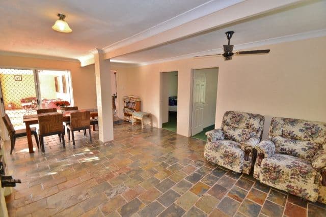 29 Beech Road, LANDSBOROUGH QLD 4550, Landsborough - Thumbnail 2