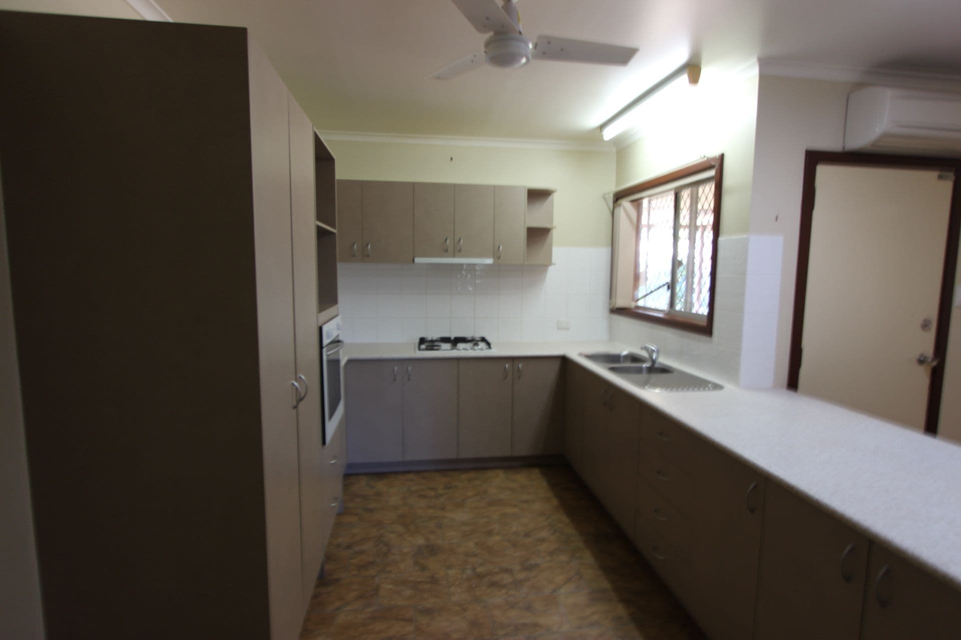 13 Leonard Way, Nickol WA 6714, Nickol - Thumbnail 5
