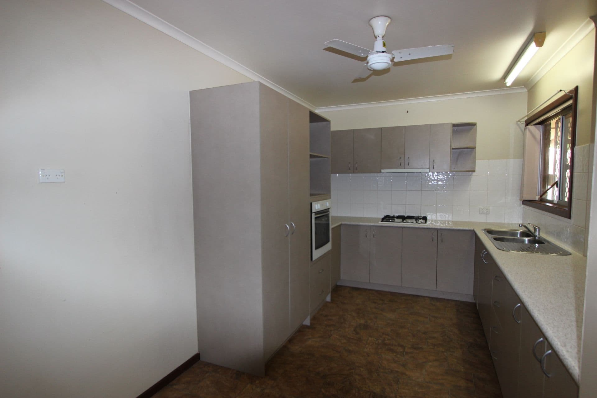 13 Leonard Way, Nickol WA 6714, Nickol - Thumbnail 7