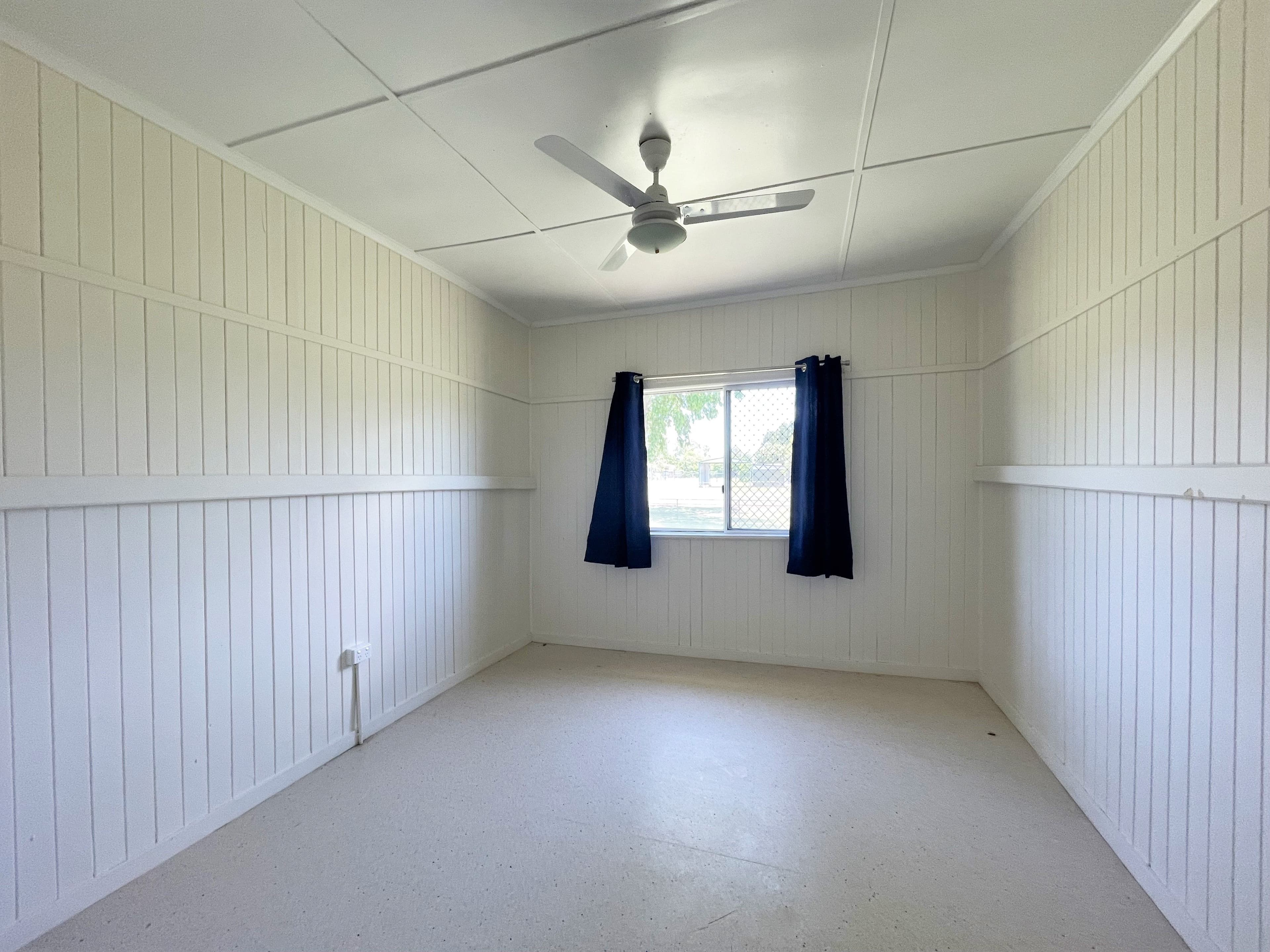 112 Fir Street, Barcaldine QLD 4725, Barcaldine - Thumbnail 6