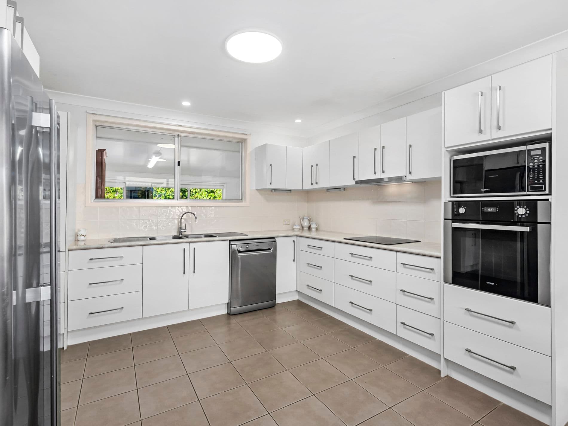 41 Jacaranda Avenue, Tweed Heads West, Tweed Heads West - Thumbnail 3