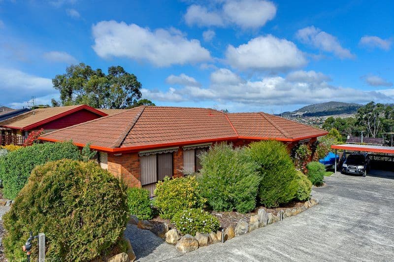 11 Hillside Drive, BLACKMANS BAY TAS 7052, Blackmans Bay - Image 1