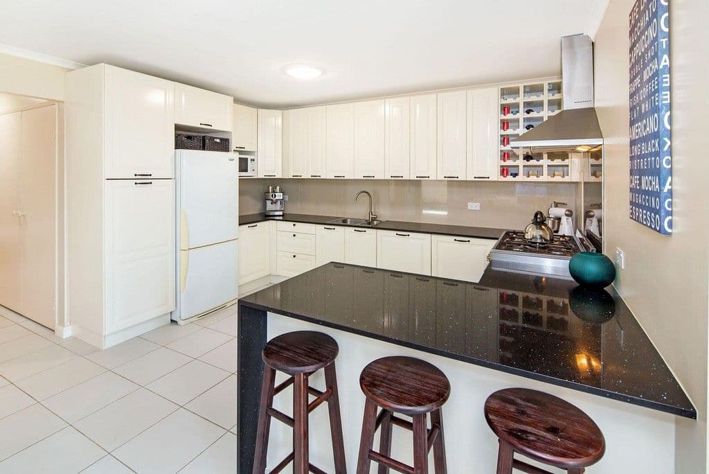 3 Pentland Court, HELENSVALE QLD 4212, Helensvale - Thumbnail 7