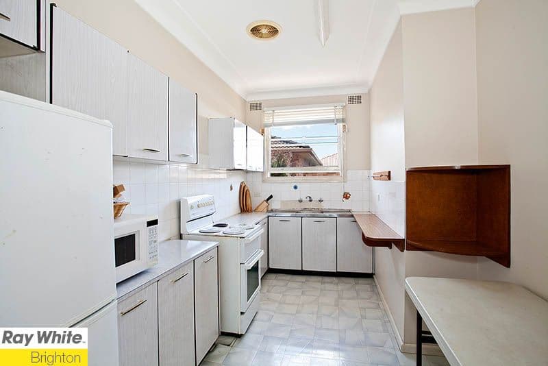 11 Solander Street, MONTEREY NSW 2217, Monterey - Thumbnail 2