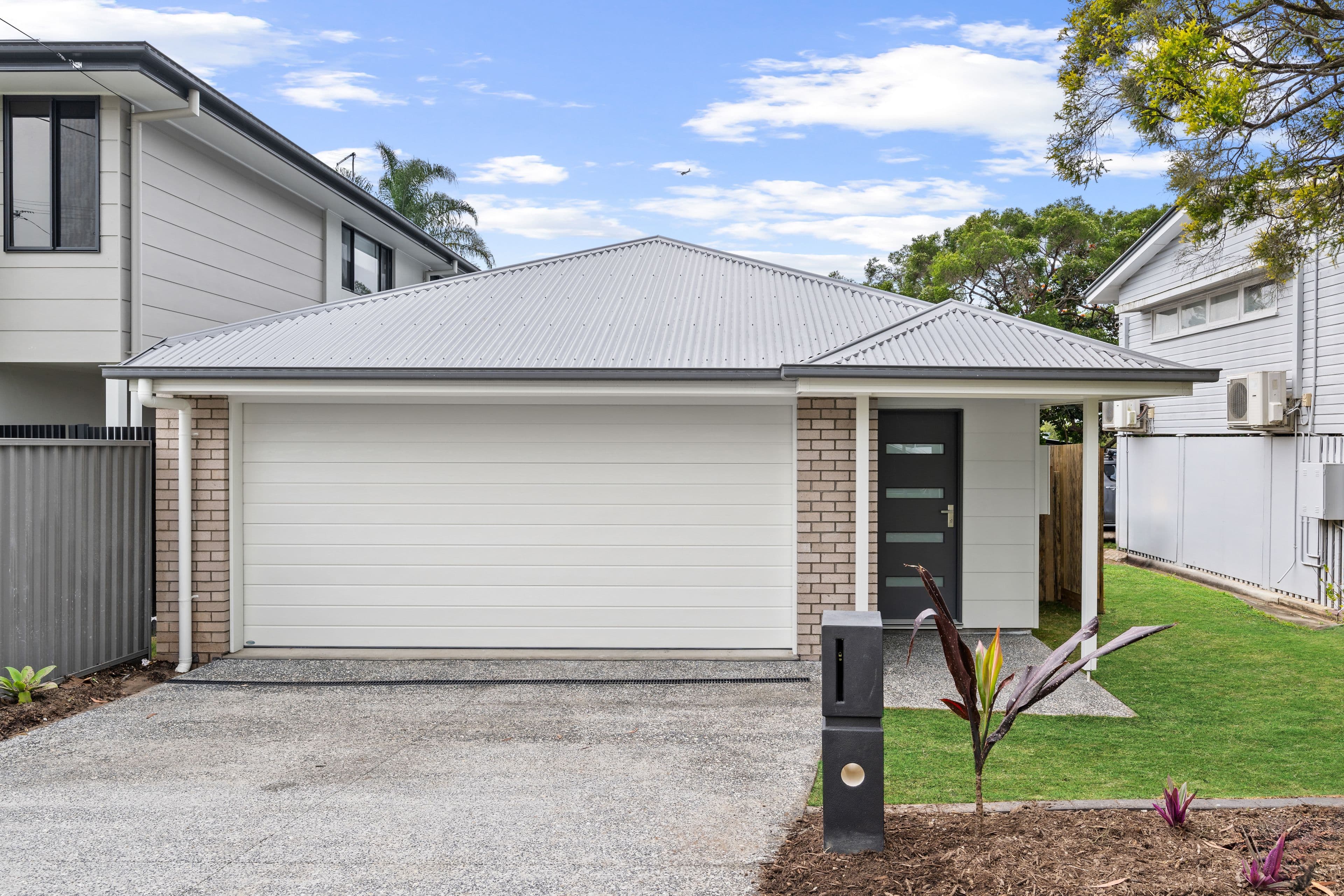 11 Chardean Street, Acacia Ridge QLD 4110, Acacia Ridge - Image 1