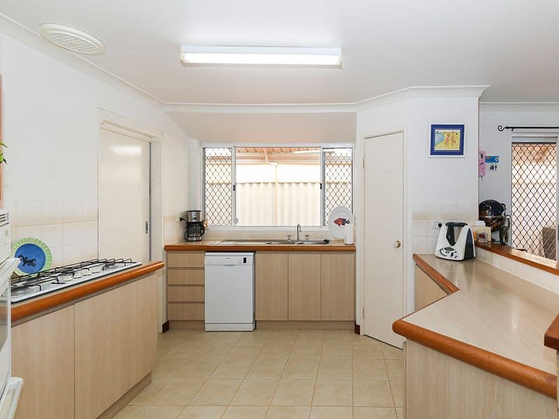 6 Woolner Green, Willetton WA 6155, Willetton - Thumbnail 3