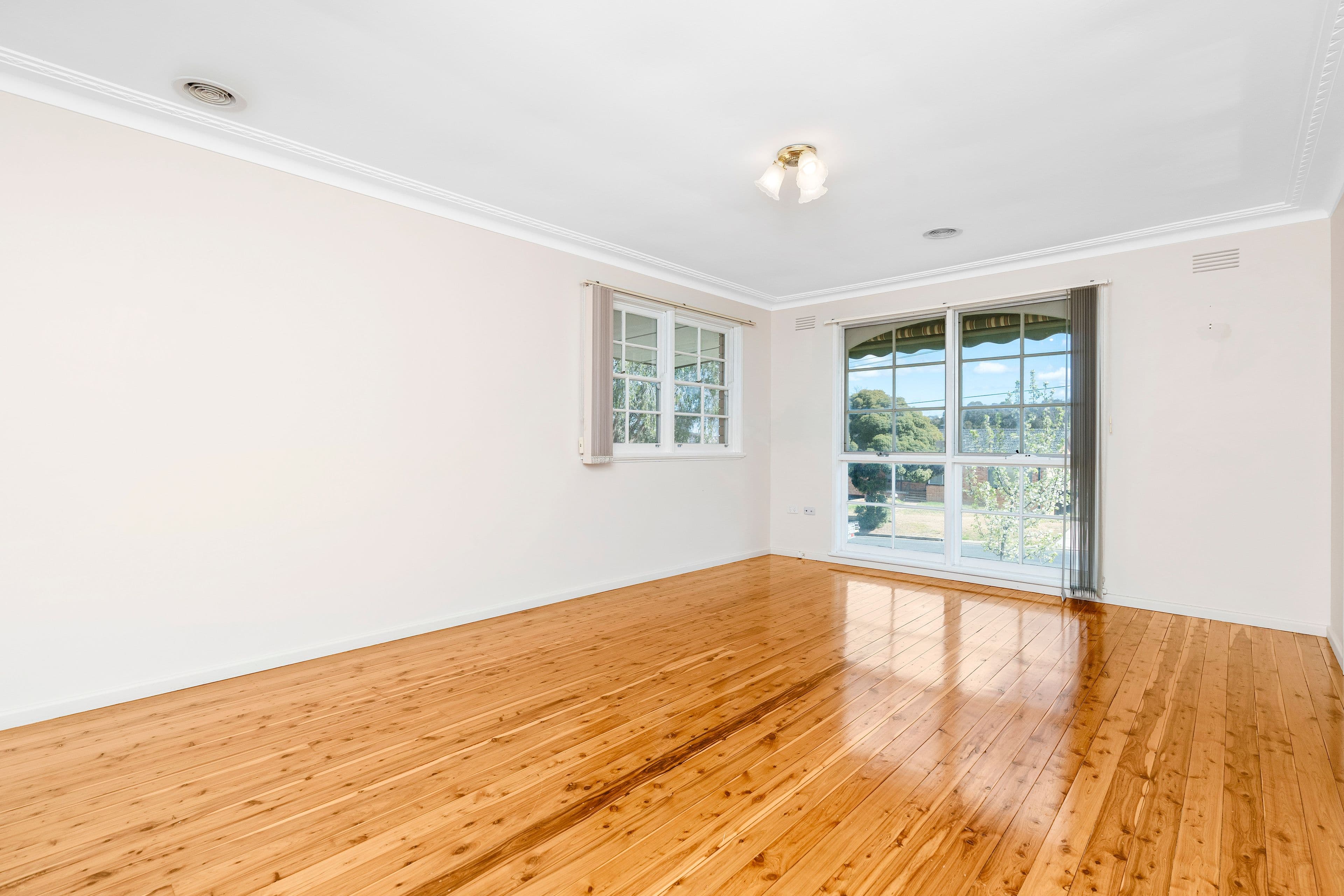 30 White Avenue, Kooringal NSW 2650, Kooringal - Thumbnail 3