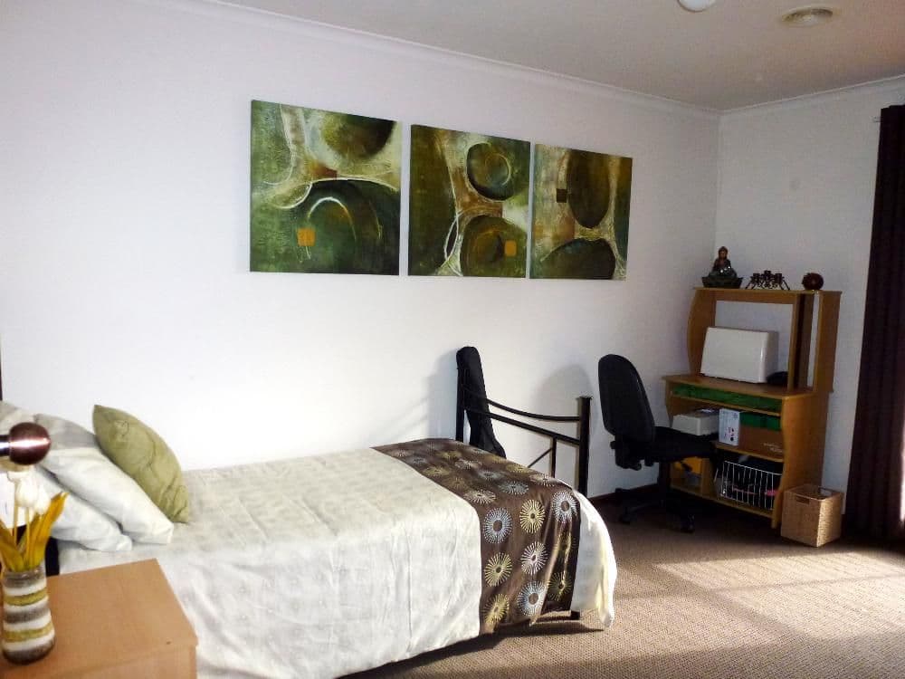 396 Sandrina Drive, LAVINGTON NSW 2641, Lavington - Thumbnail 4