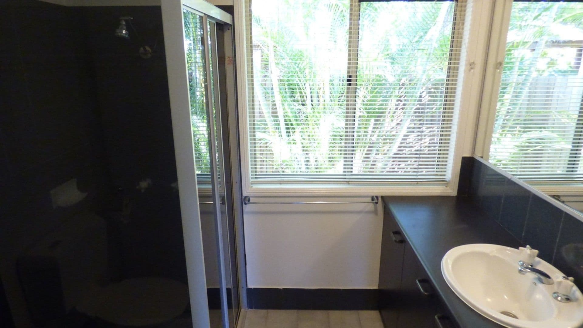 7 Dayspring Street, Sunrise Beach QLD 4567, Sunrise Beach - Thumbnail 4