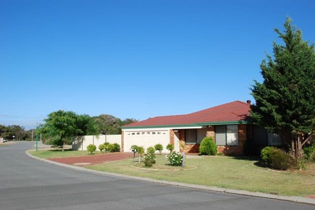 13 Dollarbird Road, SOUTHERN RIVER WA 6110, Southern River - Thumbnail 5
