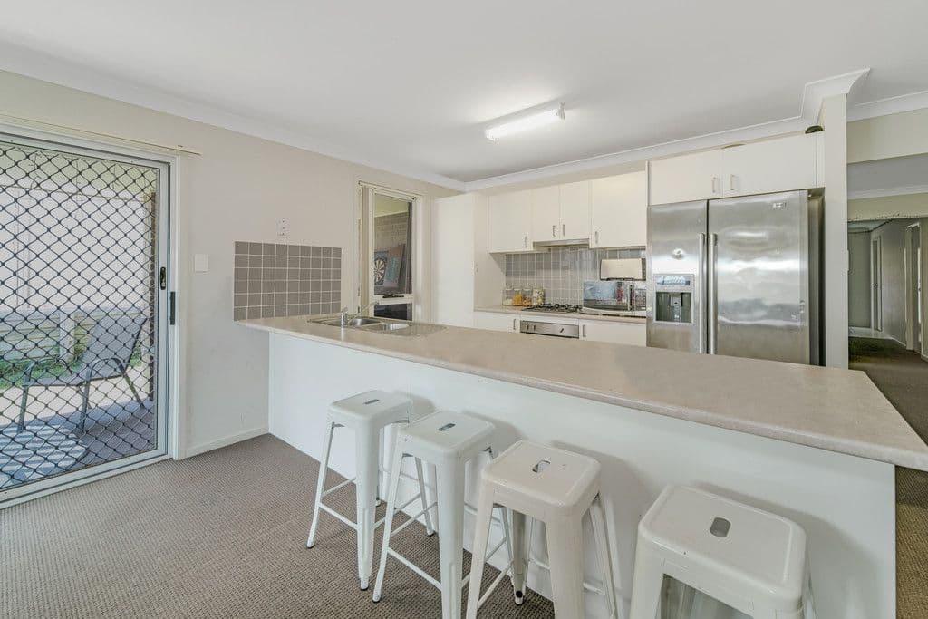 76 Awaba Street, Morisset NSW 2264, Morisset - Thumbnail 3