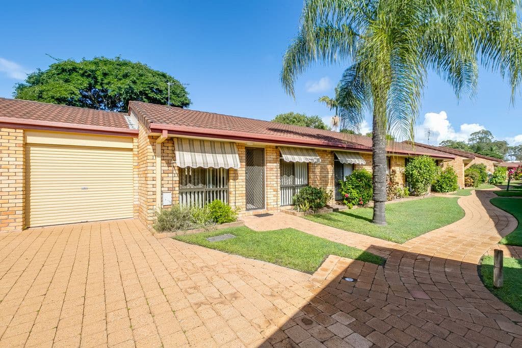 37 St Kevins Avenue, Benowa QLD 4217, Benowa - Image 1