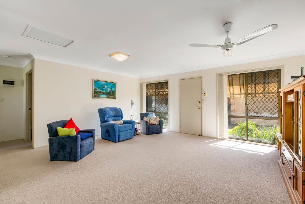 37 St Kevins Avenue, Benowa QLD 4217, Benowa - Thumbnail 2