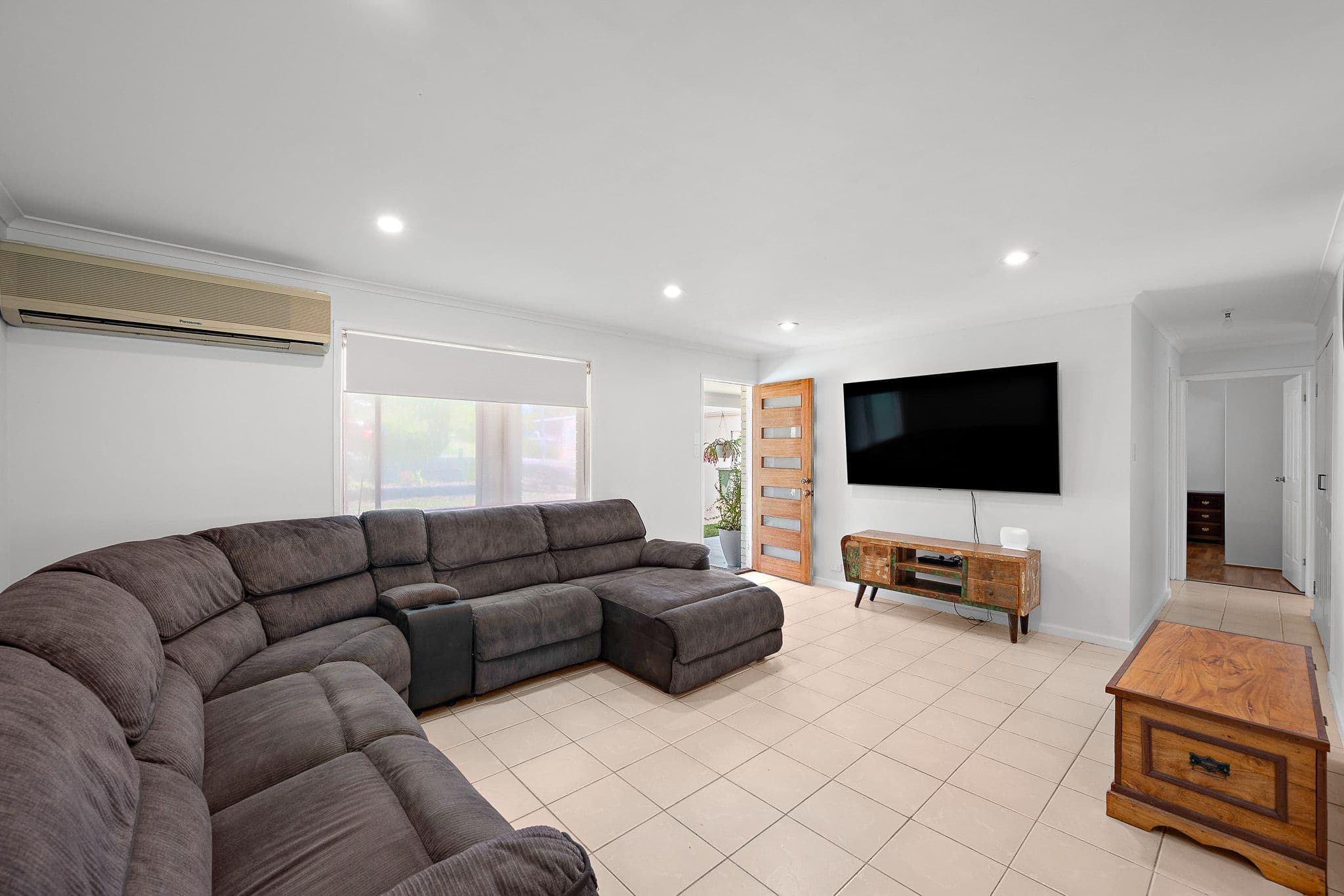 64 Sutherland Street, Calliope QLD 4680, Calliope - Thumbnail 3