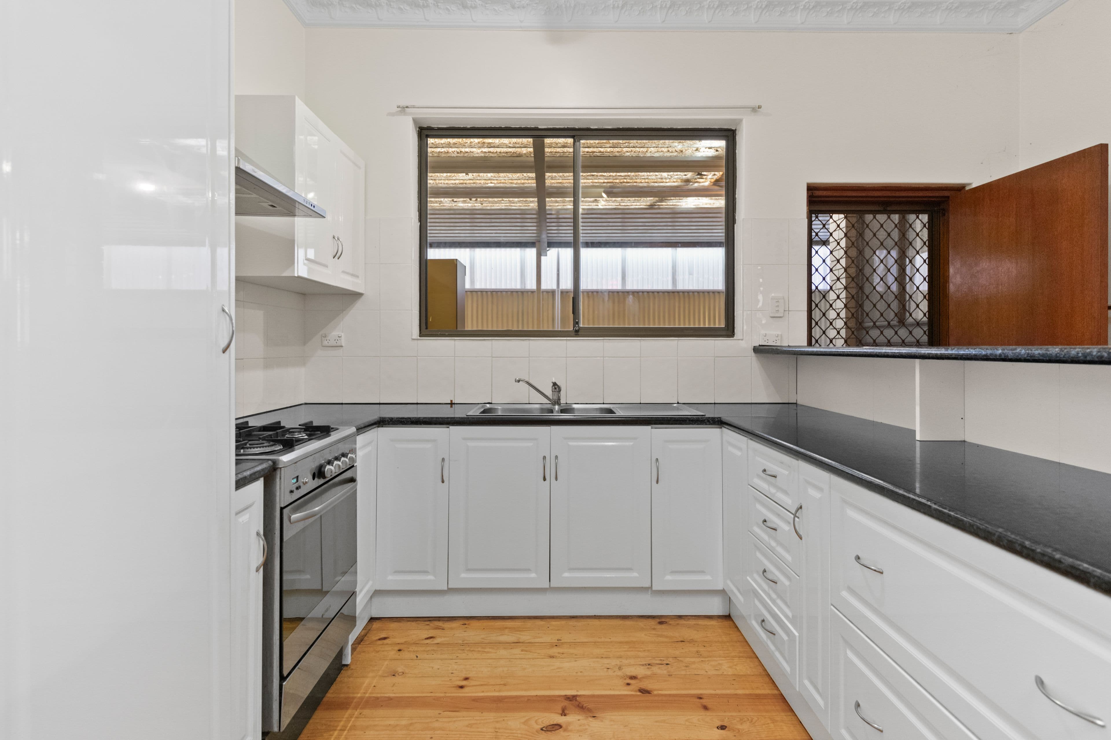 41 Spring Street, Queenstown SA 5014, Queenstown - Thumbnail 7