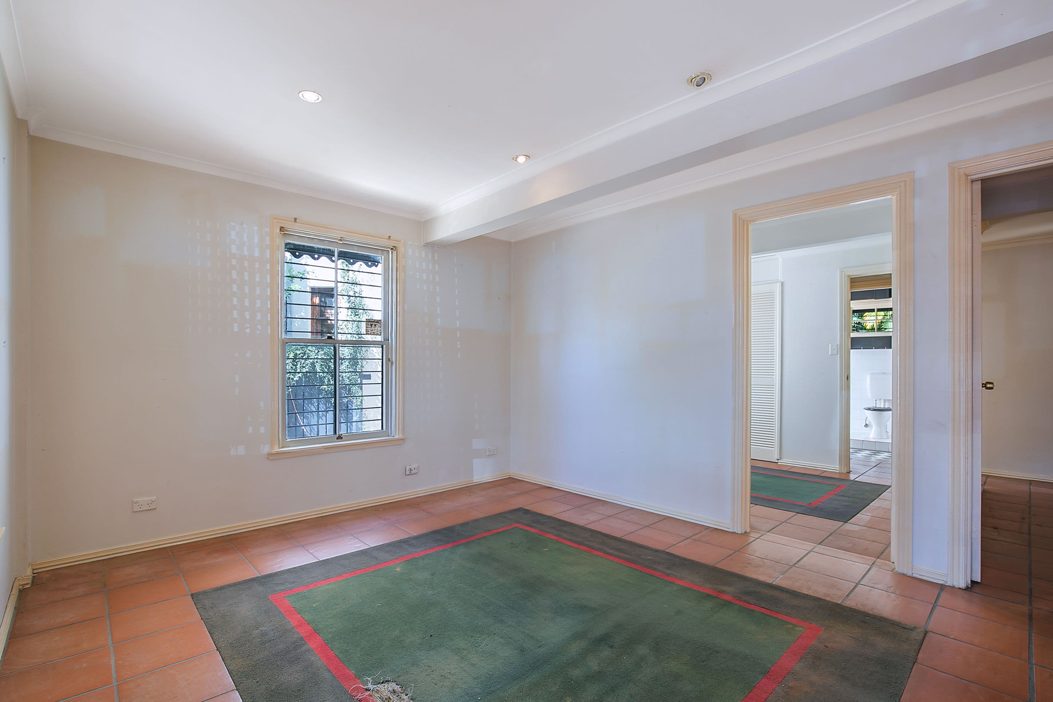 106 Kennigo Street, Spring Hill QLD 4000, Spring Hill - Thumbnail 7