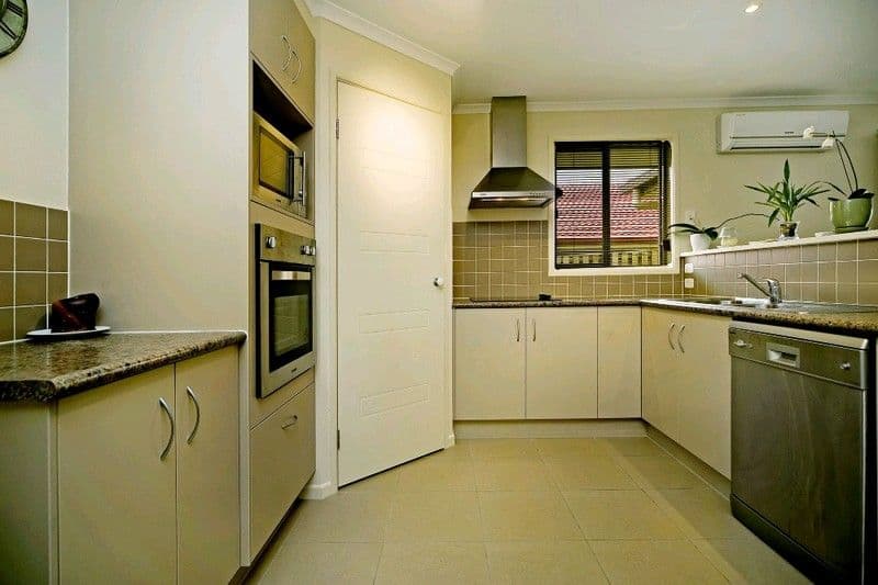 8 Kadie Place, PACIFIC PINES QLD 4211, Pacific Pines - Image 1
