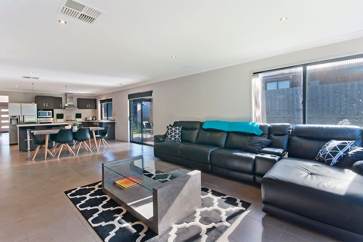 10 Grevillia Court, Warrnambool VIC 3280, Warrnambool - Thumbnail 4