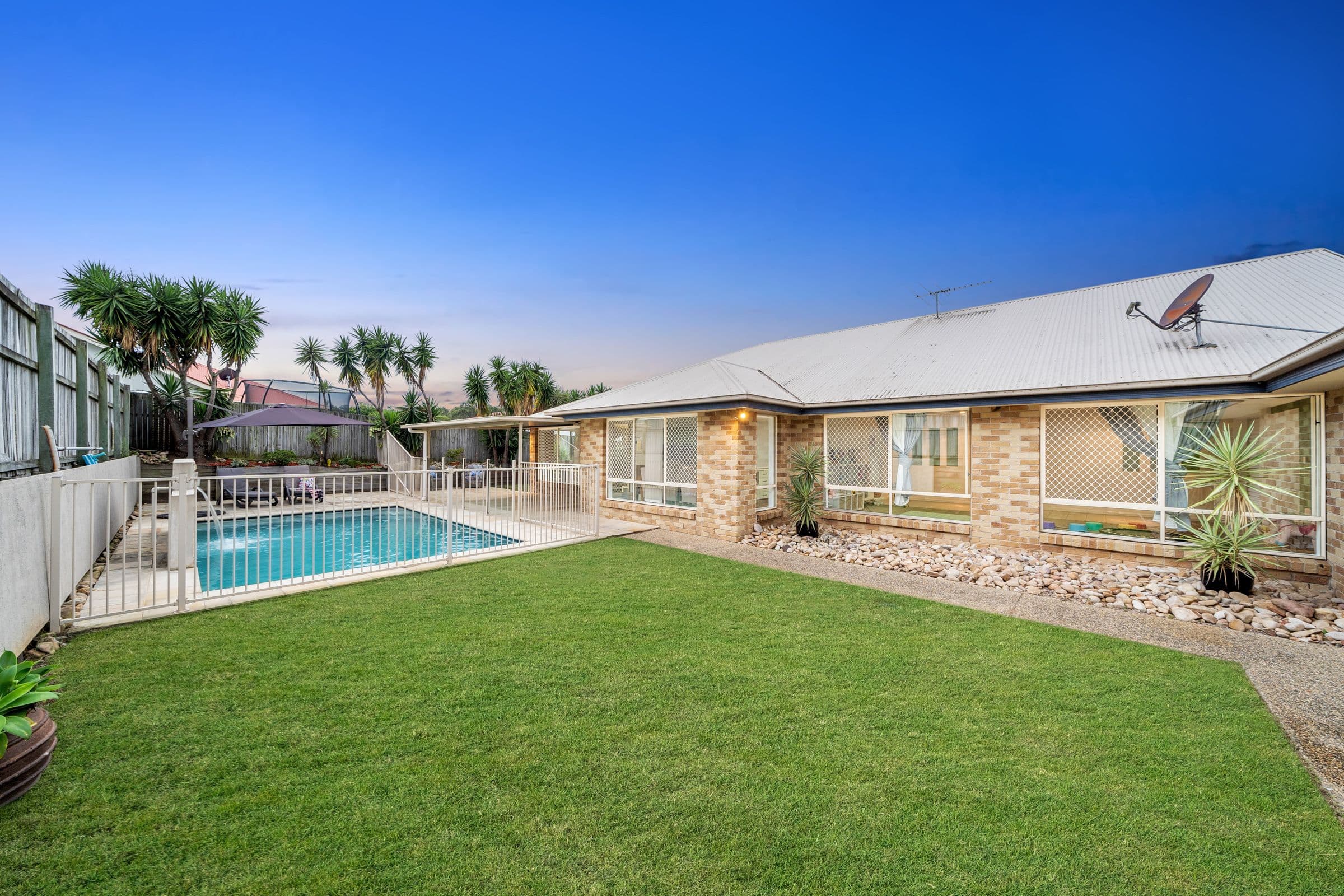 6 Lochern Court, North Lakes QLD 4509, North Lakes - Thumbnail 2