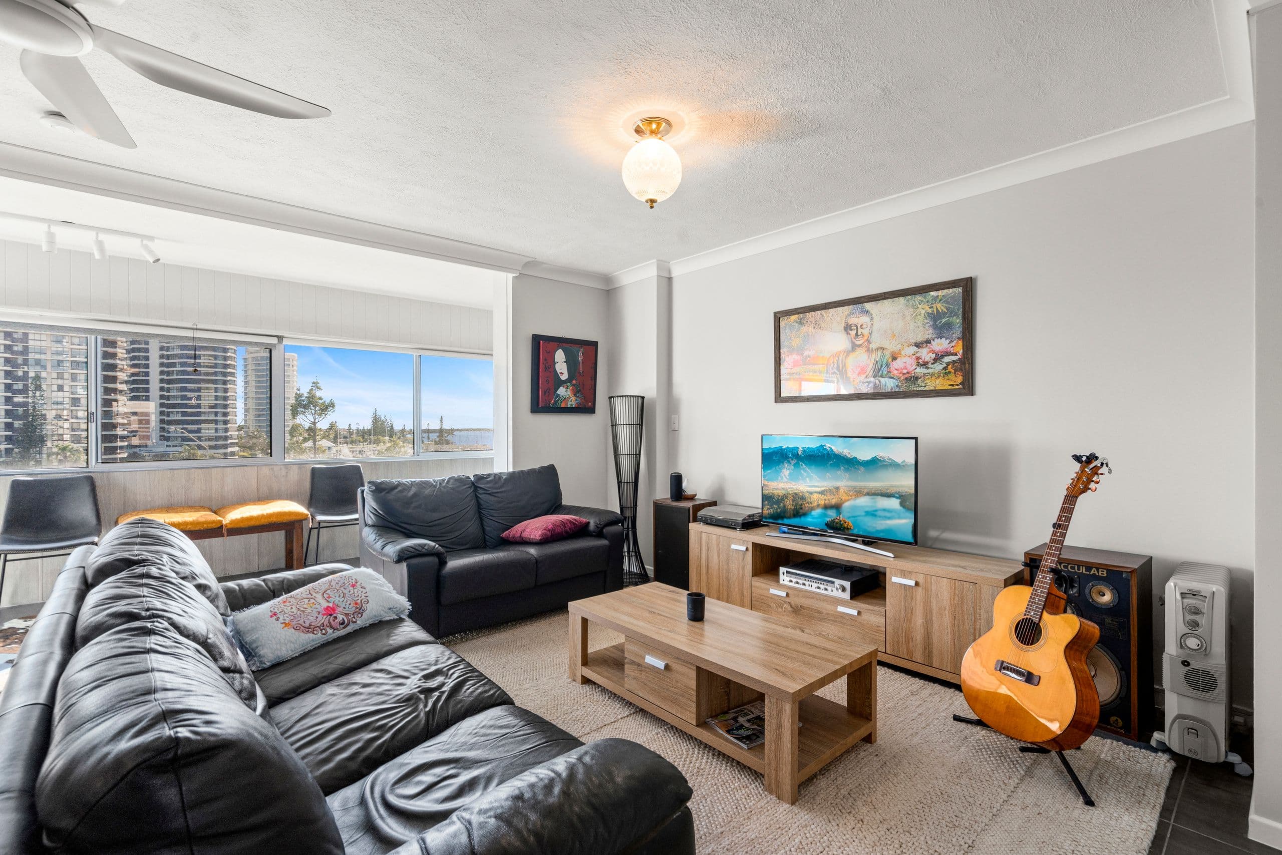 554 Marine Parade, Biggera Waters QLD 4216, Biggera Waters - Thumbnail 3