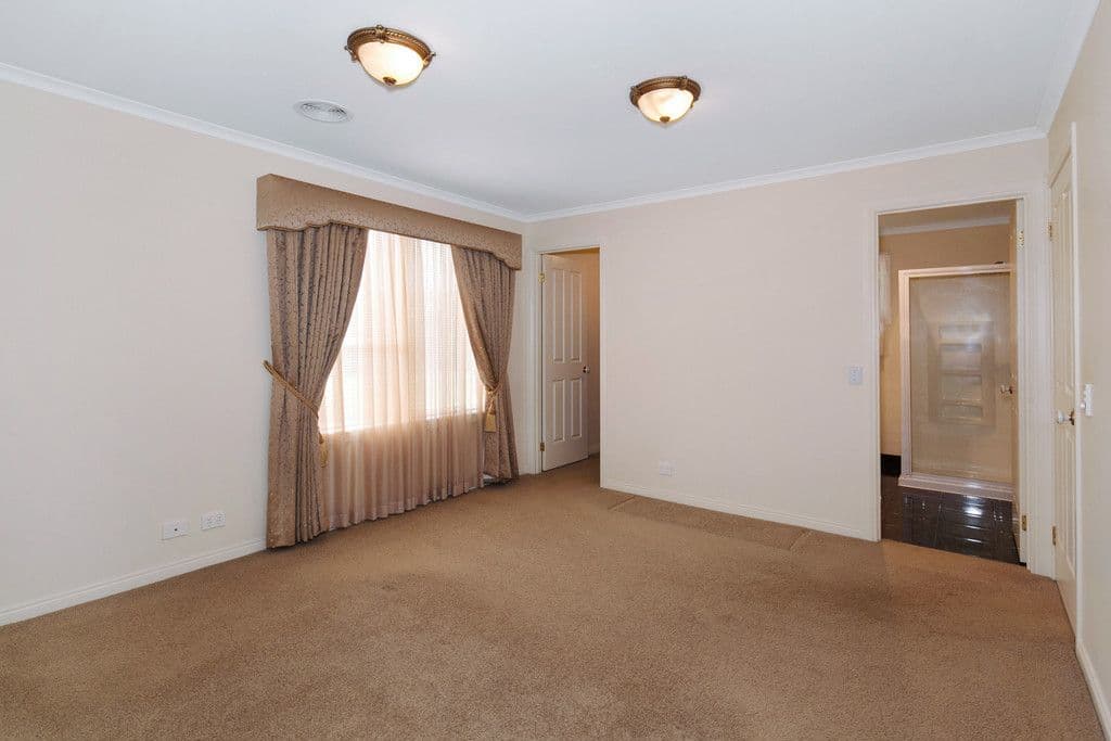 30 Scarborough Crescent, Alfredton VIC 3350, Alfredton - Thumbnail 7