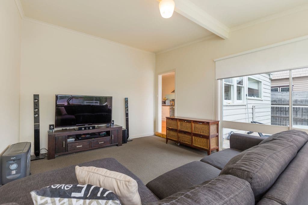 30 Herne Street, Manifold Heights VIC 3218, Manifold Heights - Thumbnail 3