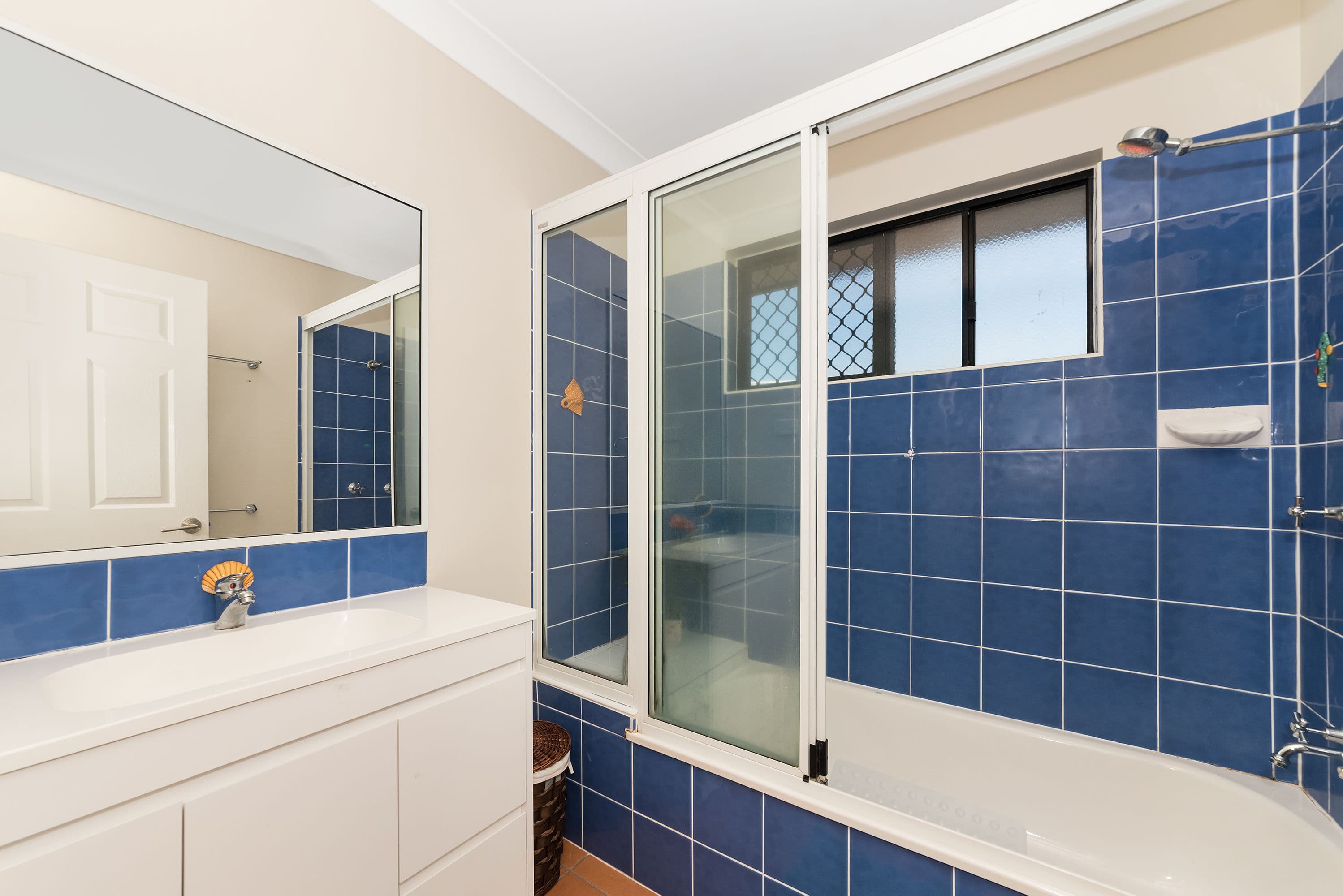 17 Black Braes Court, Mount Louisa QLD 4814, Mount Louisa - Thumbnail 7
